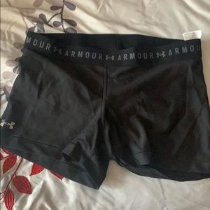 Under armour spandex shorts